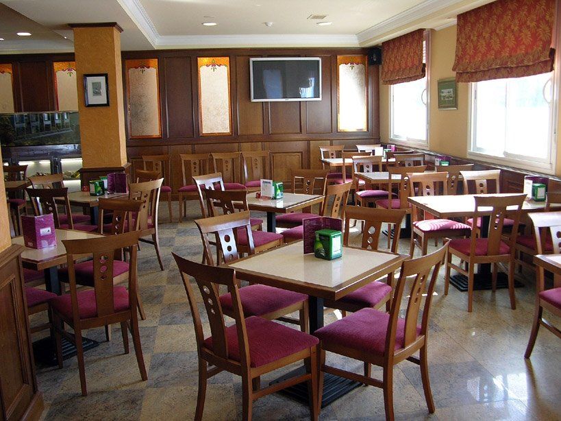 Chateau La Roca Sancibrian Restaurant photo